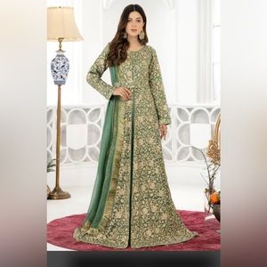 Pakistani Indian Bollywood 4 pc outfit Gorgeous green and gold fully decorated